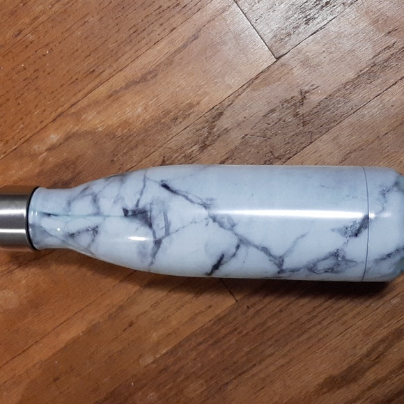 Swell Marble Bottle - Picture 3 of 3